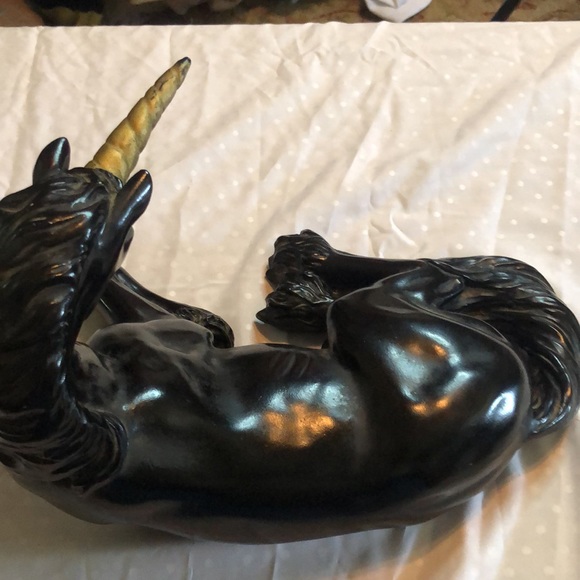 Black unicorn whimsigoth dark goth decor vintage statuary 1981 marked Statue - Picture 9 of 11